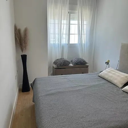 One Bedroom In Golden Banus *